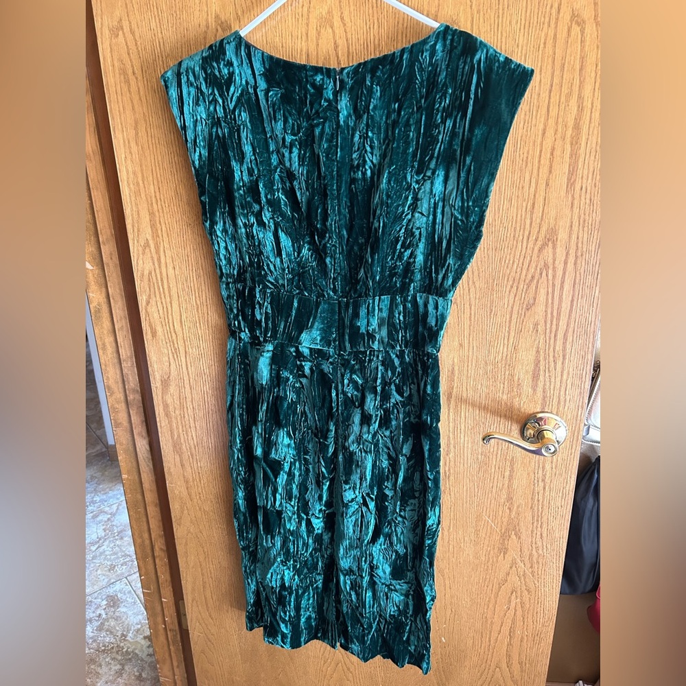 LLOYD WILLIAMS Elegant Green Velvet Dress Vintage 1980s - Picture 2 of 4
